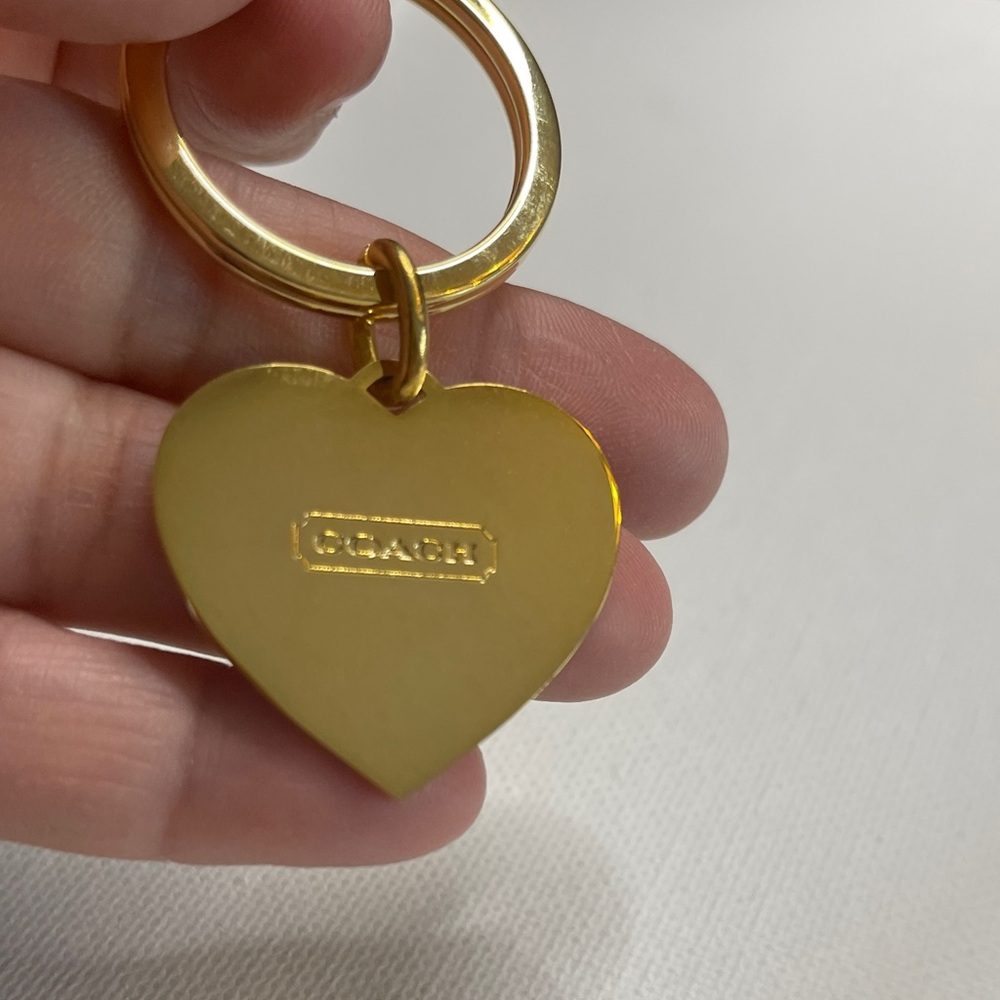 Coach Gold and Pink Heart Key Holder with a White Coach Pen - Picture 5 of 6